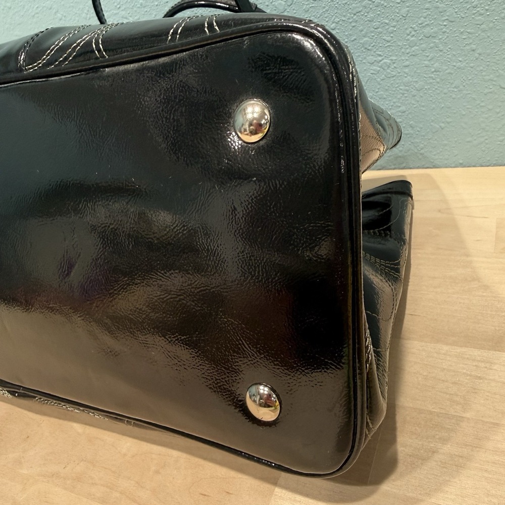 Coach F19215 Black Patent Leather Logo Kiss Lock Carryall Purse Shoulder Bag EUC - Picture 7 of 16
